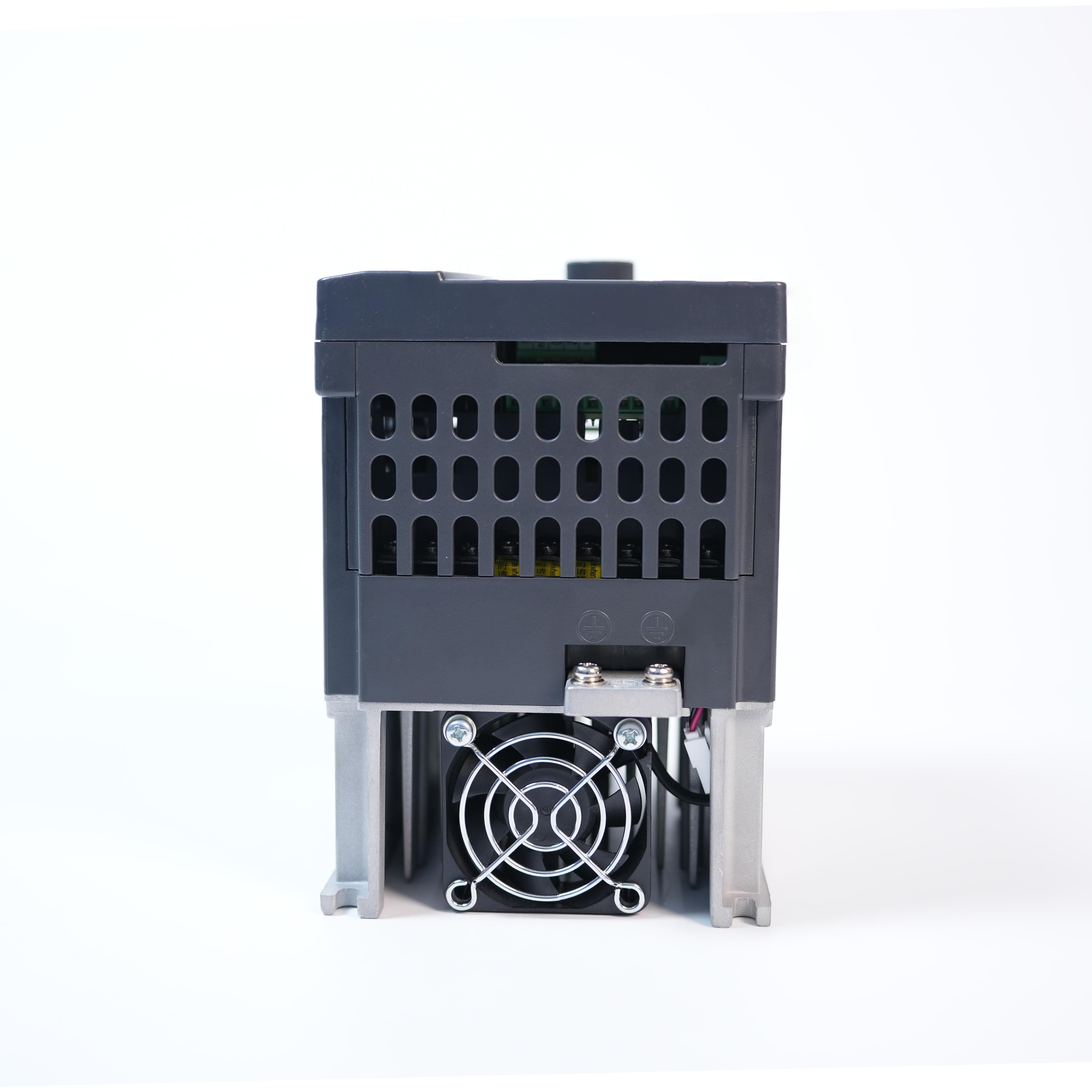 0.75 кВт/1.5 кВт AC380VРегулятор/инвертор скорости двигателяS3100A-4T